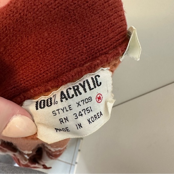 Vintage 70s Aztec Knit Belted Cardigan Sweater Size Medium - Picture 6 of 9